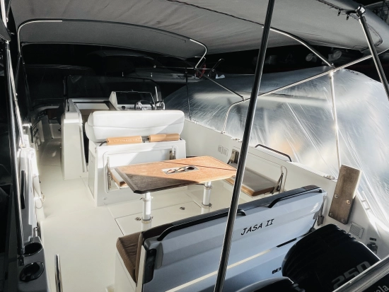 Beneteau Flyer 9 Spacedeck preowned for sale