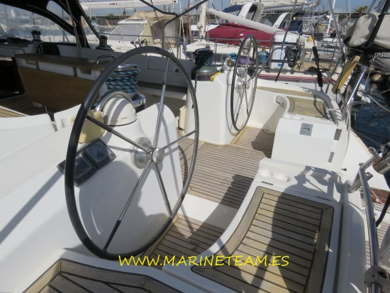 Beneteau Oceanis 523 preowned for sale