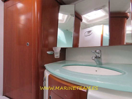 Beneteau Oceanis 523 preowned for sale