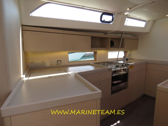 Beneteau Oceanis 46.1 preowned for sale