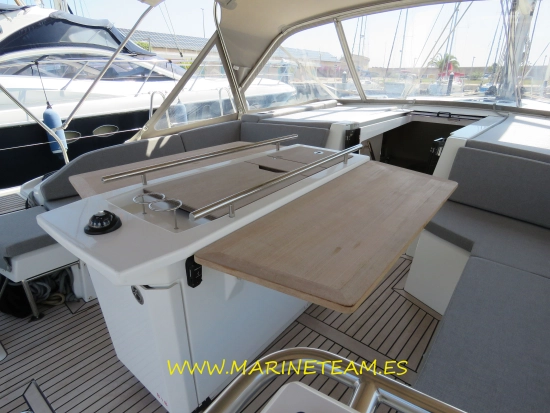 Beneteau Oceanis 46.1 preowned for sale