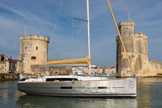 Dufour Yachts Grand Large 382 preowned for sale