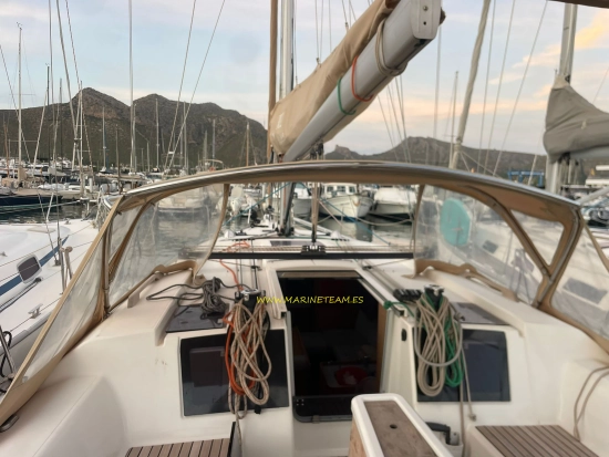 Dufour Yachts Grand Large 382 preowned for sale