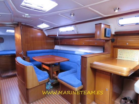 Bavaria Yachts 38 Cruiser preowned for sale