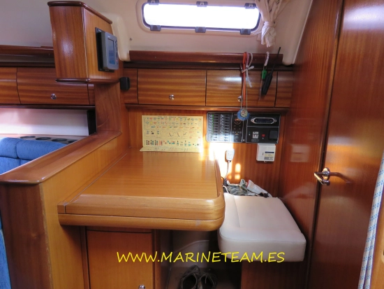 Bavaria Yachts 38 Cruiser preowned for sale