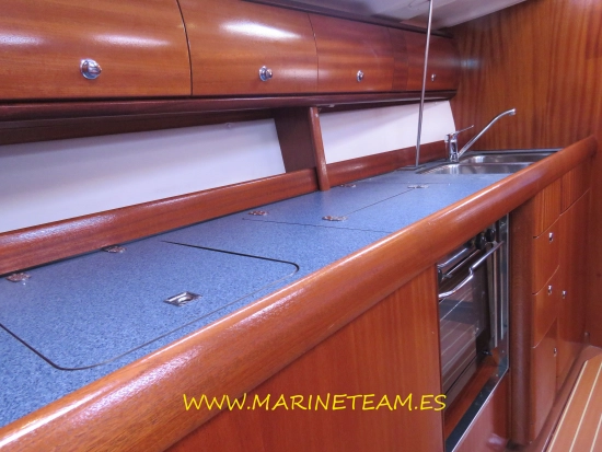 Bavaria Yachts 38 Cruiser preowned for sale