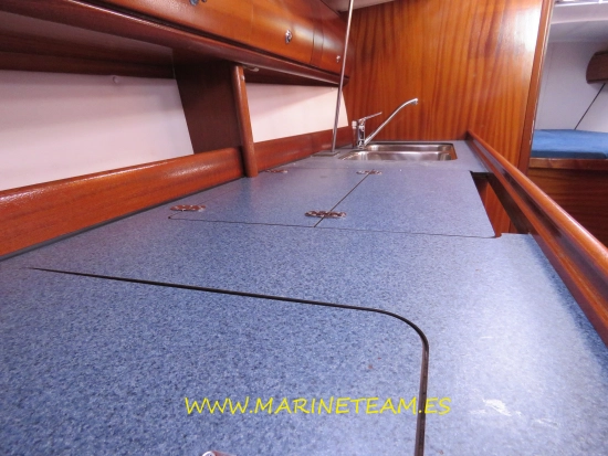 Bavaria Yachts 38 Cruiser preowned for sale