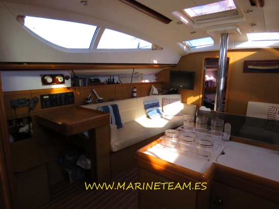 Jeanneau Sun Odyssey 42ds preowned for sale