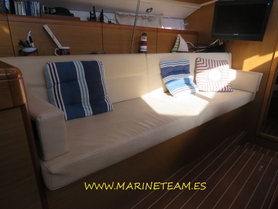 Jeanneau Sun Odyssey 42ds preowned for sale