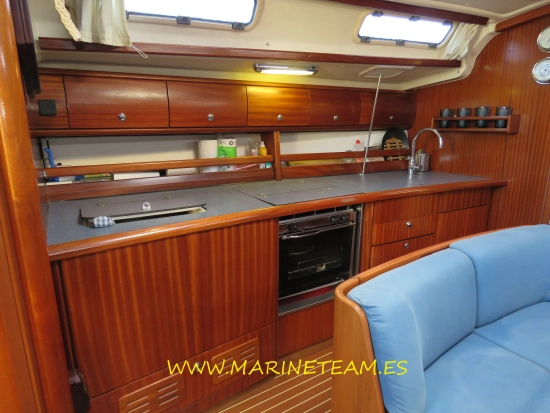 Bavaria Yachts 44 Cruiser preowned for sale