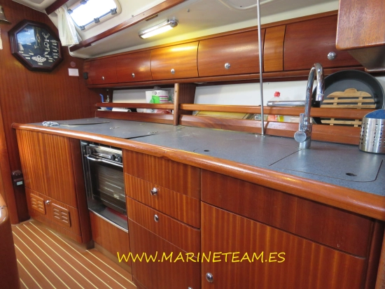 Bavaria Yachts 44 Cruiser preowned for sale