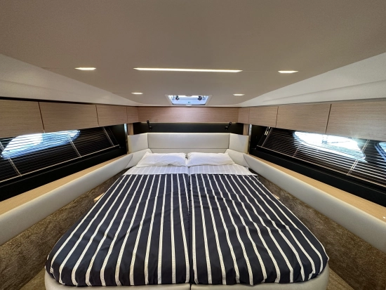 Bavaria Yachts R40 Coupe brand new for sale