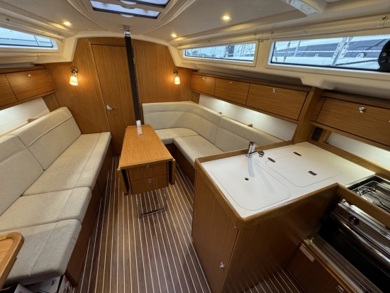 Bavaria Yachts Cruiser 34 preowned for sale