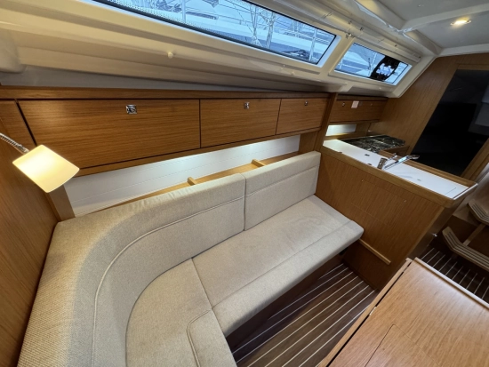 Bavaria Yachts Cruiser 34 preowned for sale