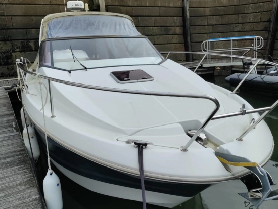 Jeanneau Leader 8 preowned for sale