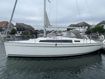 Bavaria Yachts Cruiser 33 preowned for sale