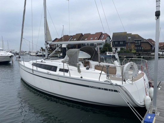 Bavaria Yachts Cruiser 33 preowned for sale