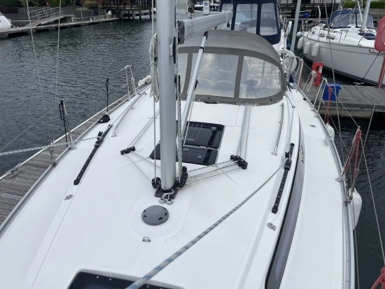 Bavaria Yachts Cruiser 33 preowned for sale