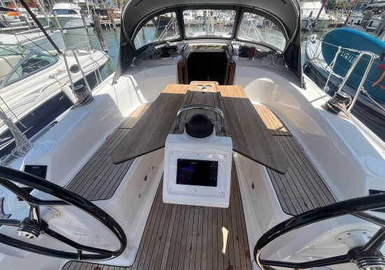 Bavaria Yachts 34 Cruiser preowned for sale