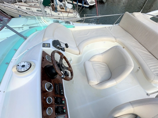 Jeanneau Prestige 36 preowned for sale