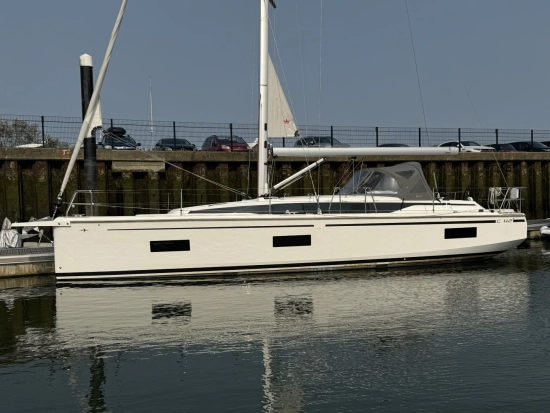 Bavaria Yachts C42 preowned for sale