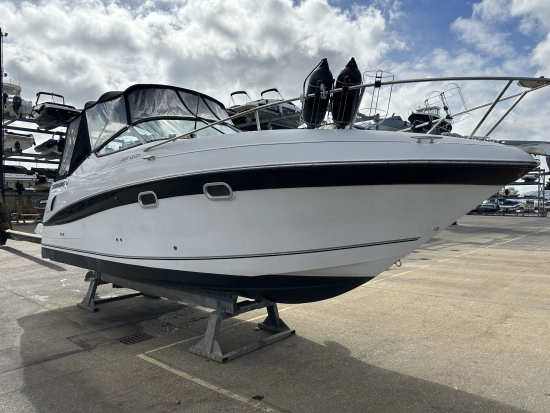 Four Winns Vista 268 preowned for sale