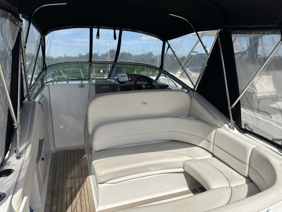 Four Winns Vista 268 preowned for sale