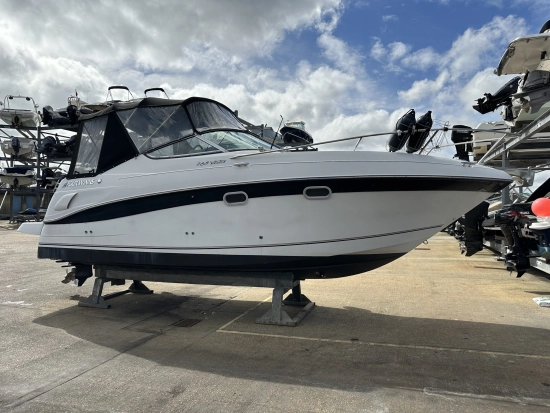 Four Winns Vista 268 preowned for sale