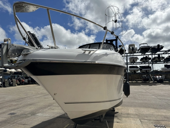 Four Winns Vista 268 preowned for sale