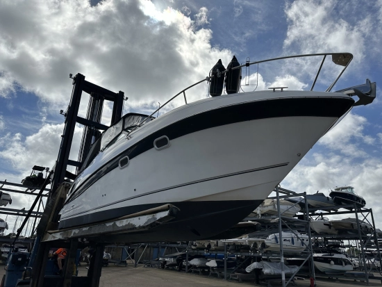 Four Winns Vista 268 preowned for sale