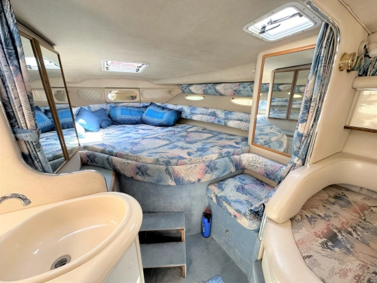 Sea Ray Sundancer 330 preowned for sale