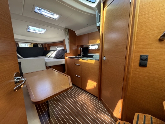 Bavaria Yachts S33HT preowned for sale