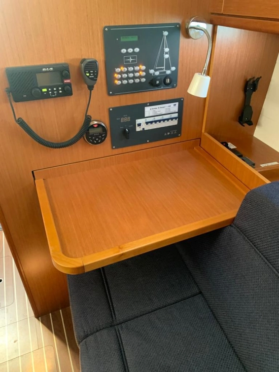 Bavaria Yachts Cruiser 37 preowned for sale