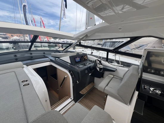 Bavaria Yachts SR36 Open gebraucht zum verkauf