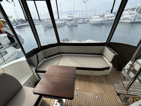 Bavaria Yachts R40 Fly preowned for sale