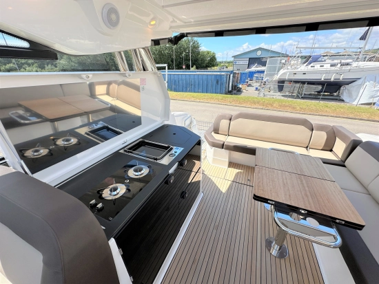 Bavaria Yachts SR36 HT neu zum verkauf