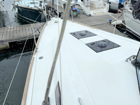 Beneteau Oceanis 35 preowned for sale