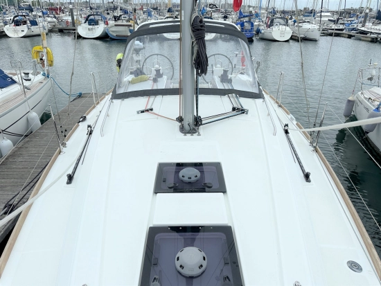 Beneteau Oceanis 35 preowned for sale