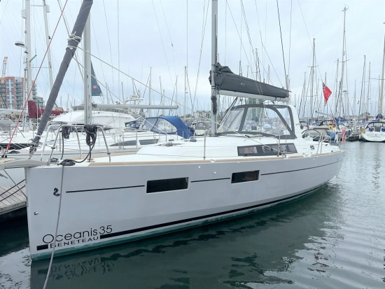 Beneteau Oceanis 35 preowned for sale