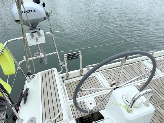 Beneteau Oceanis 35 preowned for sale