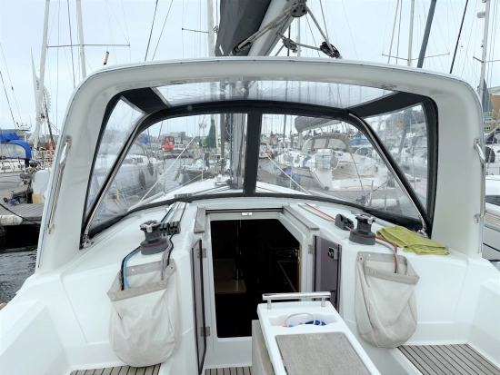 Beneteau Oceanis 35 preowned for sale