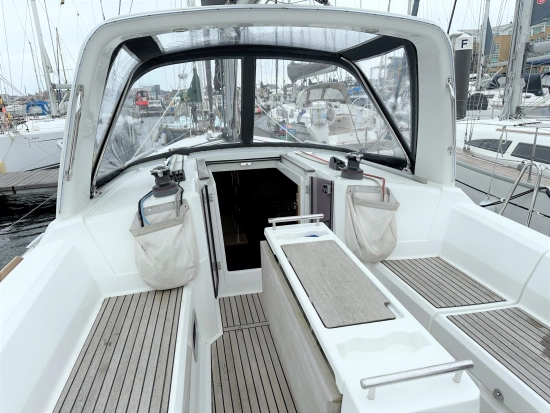 Beneteau Oceanis 35 preowned for sale