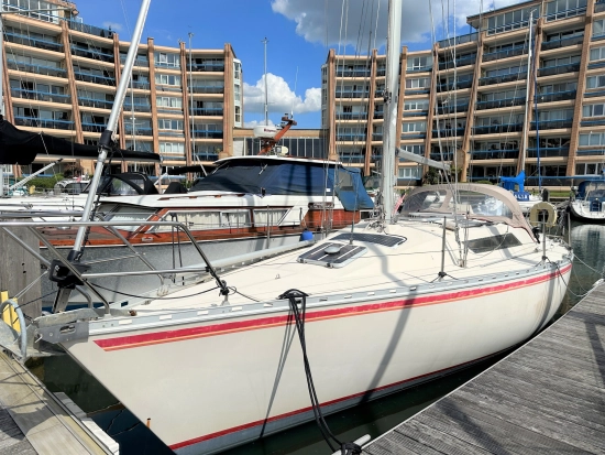 Beneteau First 32 preowned for sale