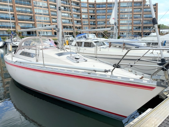 Beneteau First 32 preowned for sale