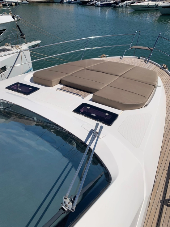 Bavaria Yachts S43HT gebraucht zum verkauf