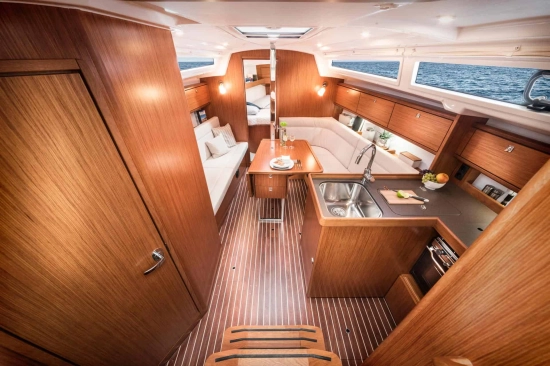 Bavaria Yachts Cruiser 34 gebraucht zum verkauf