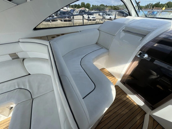 Fairline Targa 38 preowned for sale