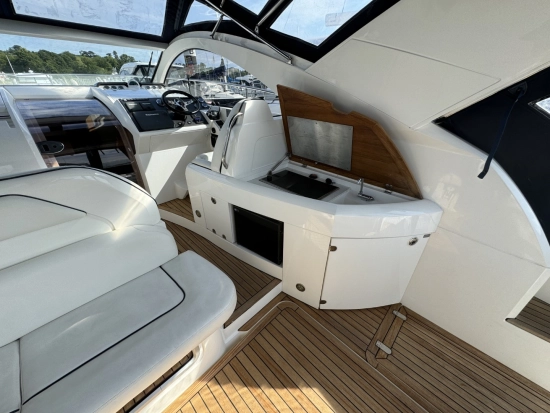 Fairline Targa 38 preowned for sale