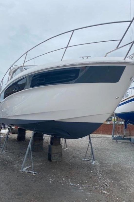 Bavaria Yachts Sport 360 Coupe preowned for sale