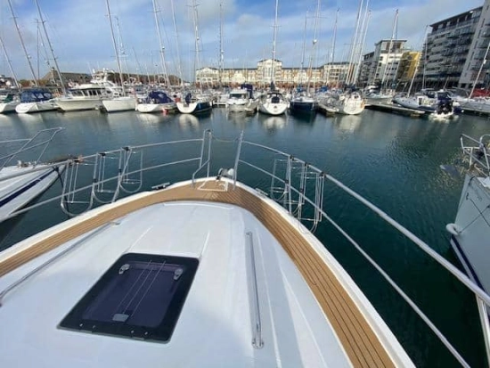 Bavaria Yachts Sport 360 Coupe preowned for sale